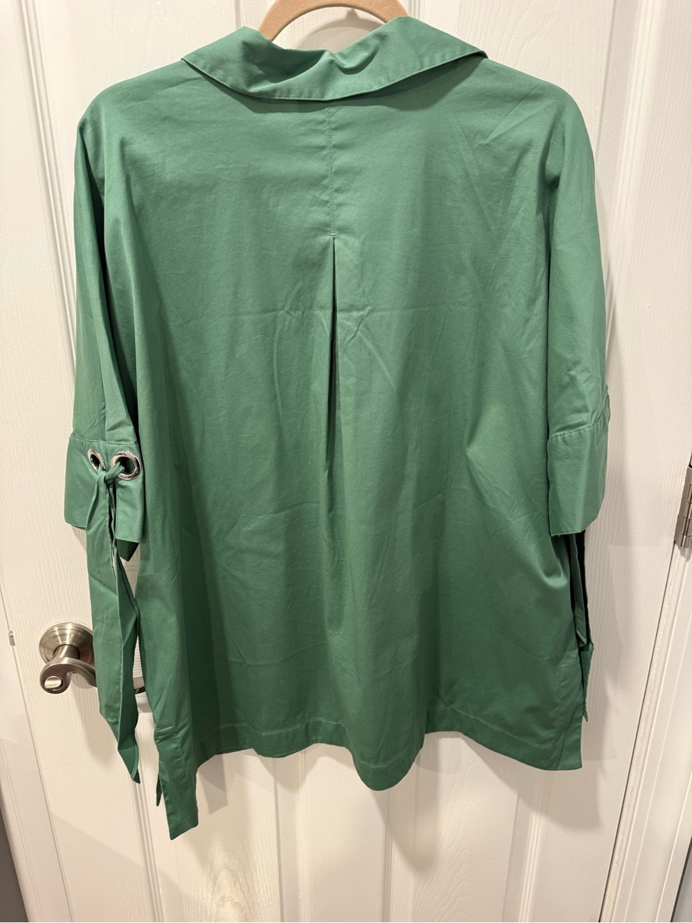 Chico's Green Top - Picture 4 of 6